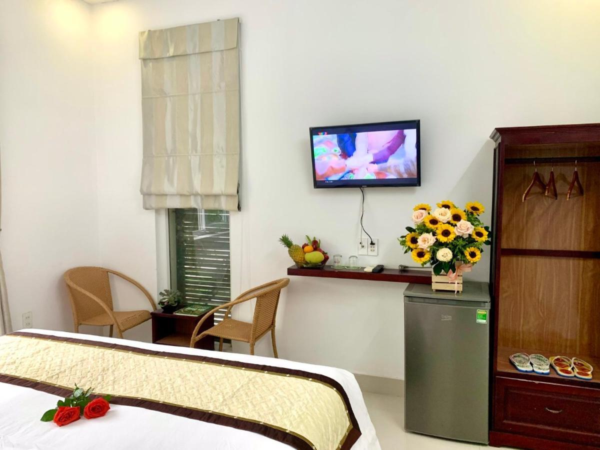 Ngoc Sinh Homestay ホイアン エクステリア 写真