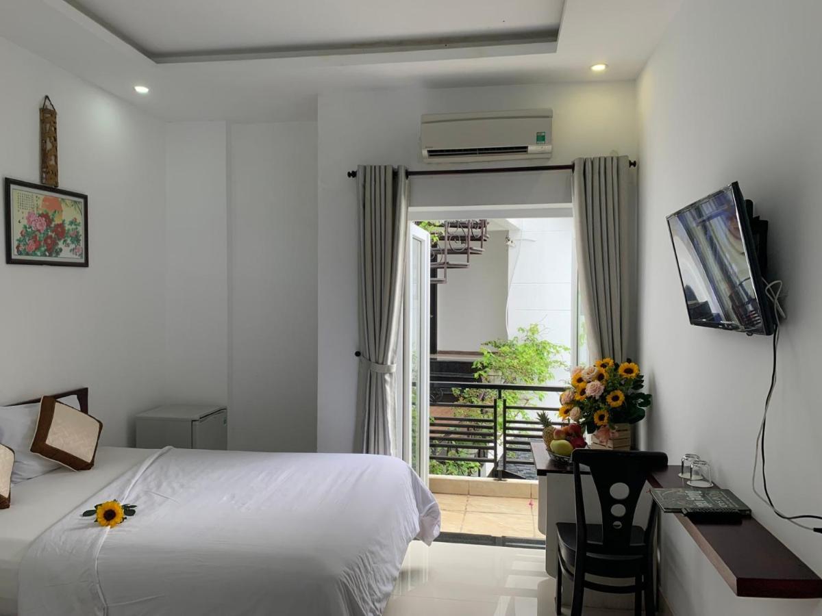Ngoc Sinh Homestay ホイアン エクステリア 写真