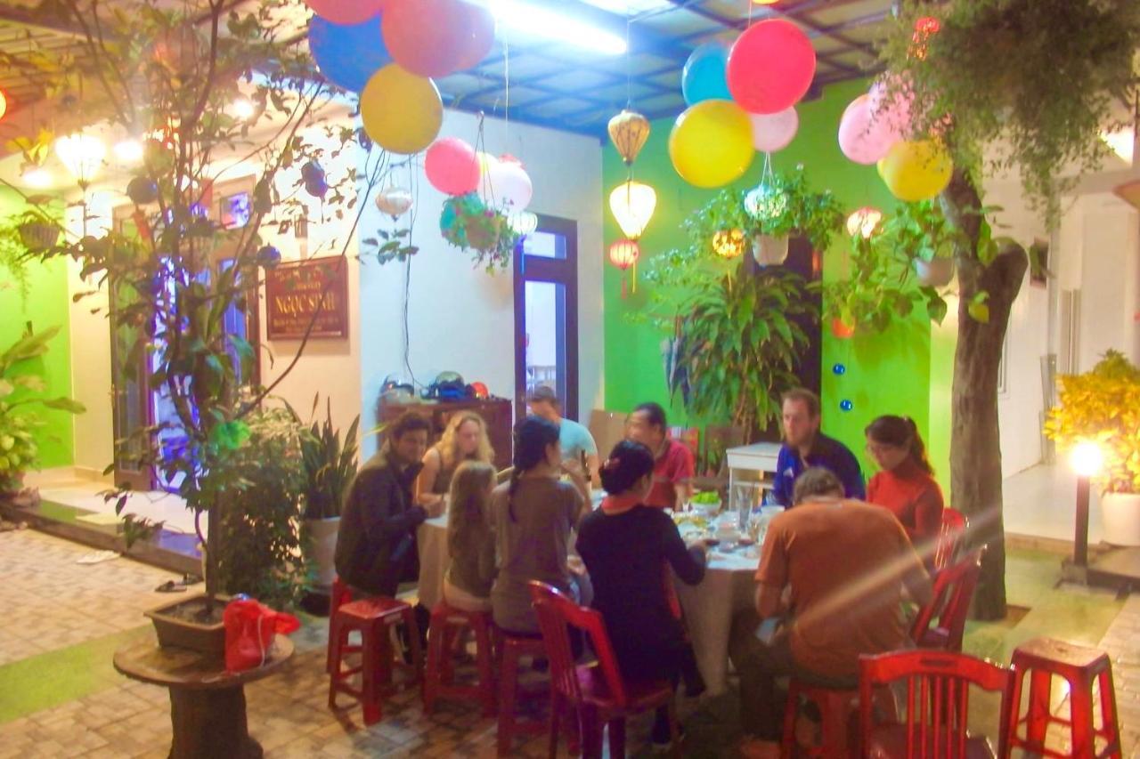 Ngoc Sinh Homestay ホイアン エクステリア 写真