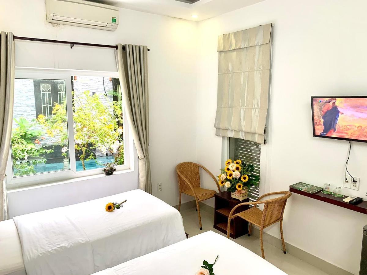 Ngoc Sinh Homestay ホイアン エクステリア 写真