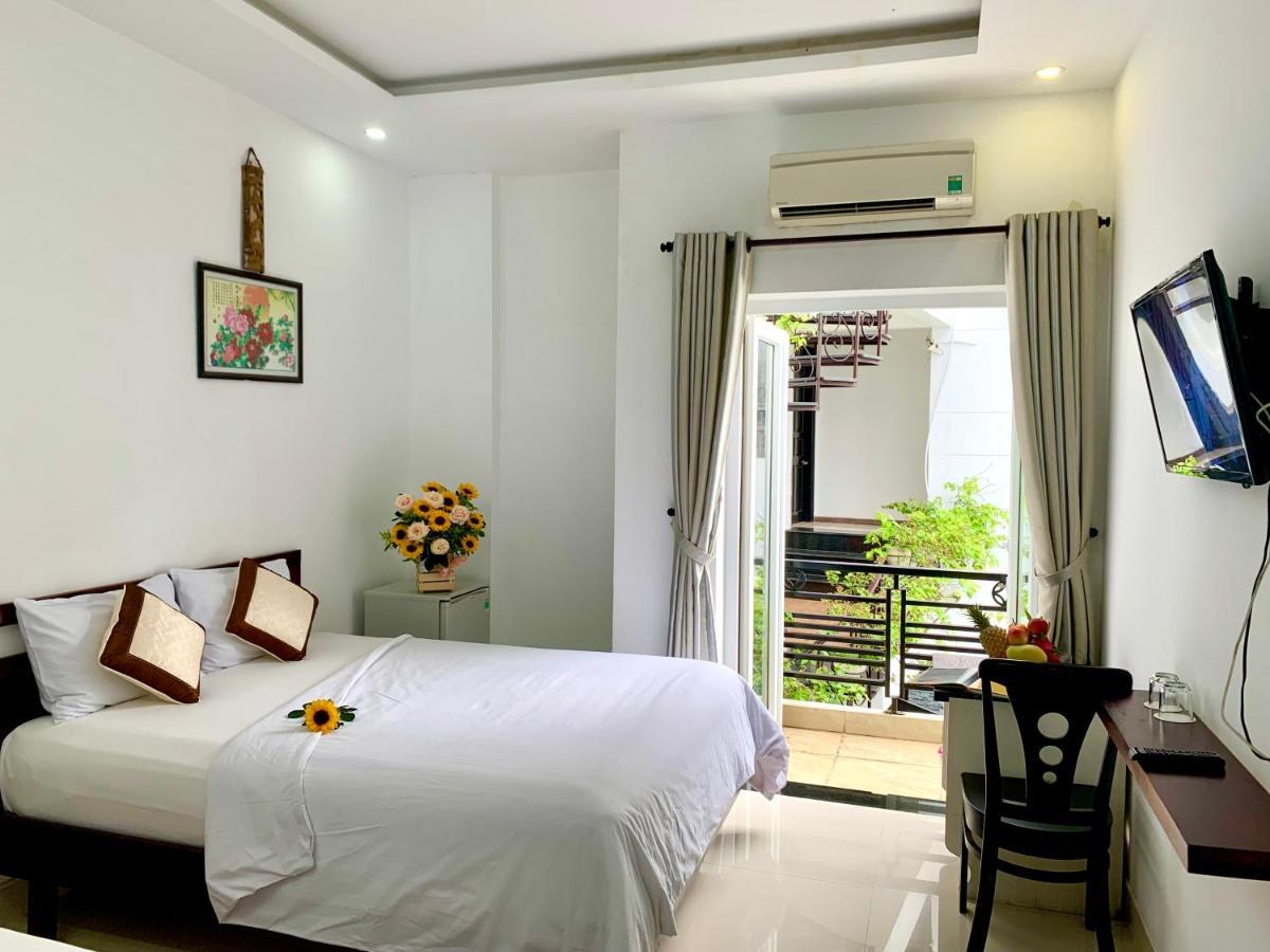 Ngoc Sinh Homestay ホイアン エクステリア 写真