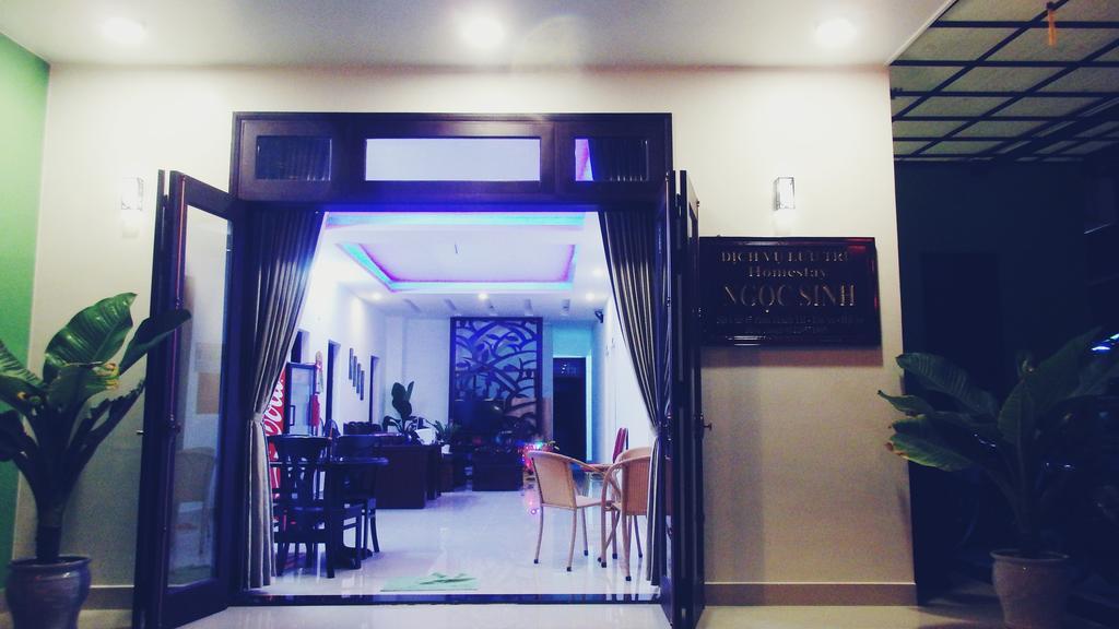 Ngoc Sinh Homestay ホイアン エクステリア 写真